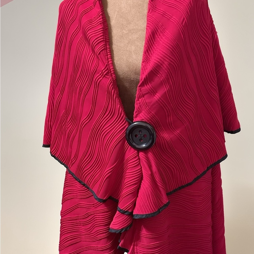 Red Textured Wave Cape with Black Trim